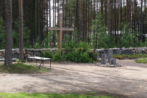 Uurnalehto Uurnalehto, Pellon hautausmaa.